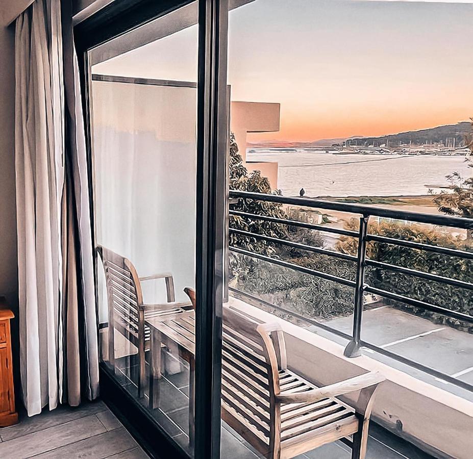 Rives D'Or Hotel Ла Сен-сюр-Мер Екстериор снимка